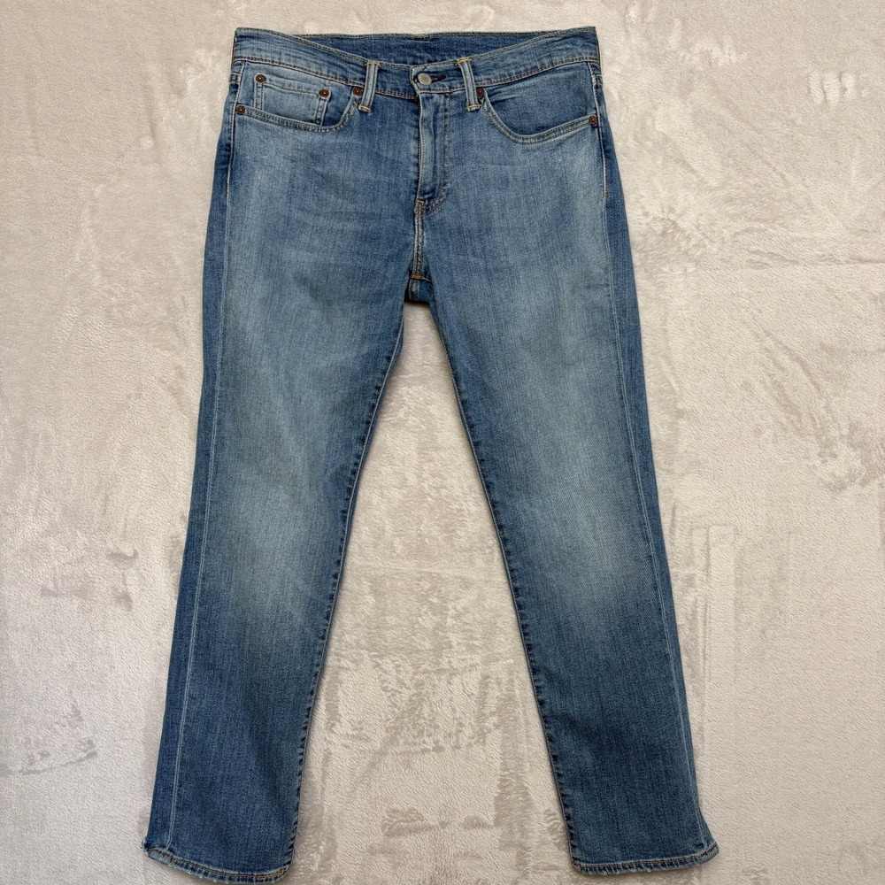 Levi's 511 Men's Stretch Slim Denim 31 measures 32"x29" light wash